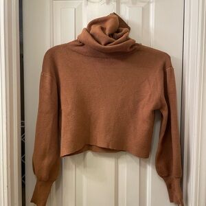 Hey Babe brown / tan turtleneck / sweater size M